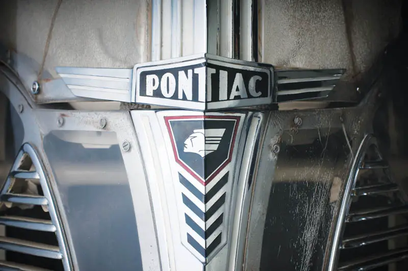 1939-pontiac-plexiglass-ghost-car-see-through-2