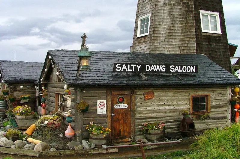 salty-dawg-saloon-12[6]