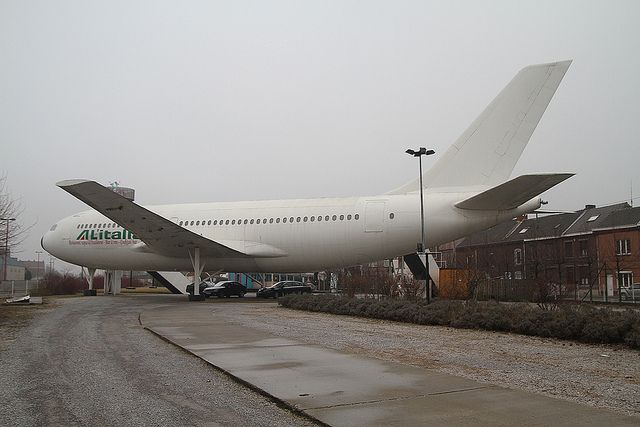 airbus-a310-cafe-gilly-charleroi-belgium-2