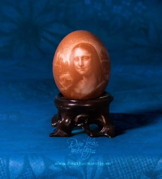 eggshell-art7-550x607