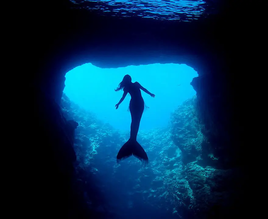 Ocean-Advocates-Breathtaking-Mermaid-Photography16__880