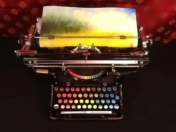 chromatic-typewriter-4