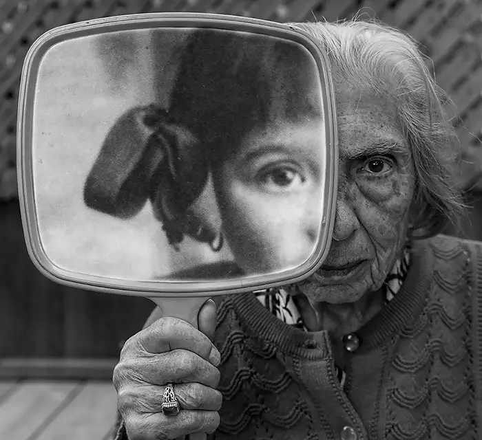 91-year-old-mother-playful-photography-elderly-women-strange-ones-tony-luciani-11